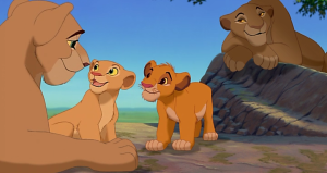 Simba, Nala e suas respectivas mães.
