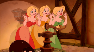 As trigêmeas, representantes de toda a aprovação feminina que o Gaston recebia em sua vila.